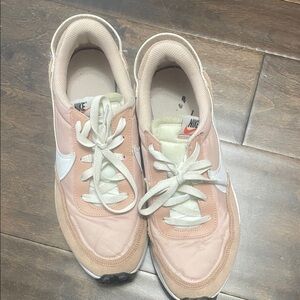 Nike Women's Peach and White Sneakers